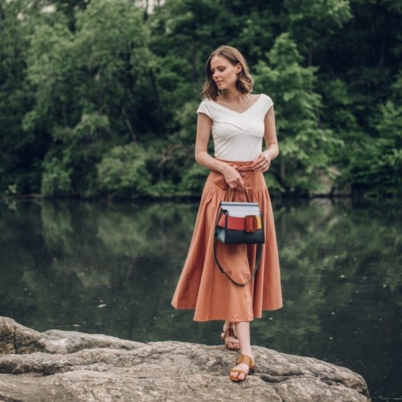 NWT superdown Liana Cross Front Top - Picture 5 of 5